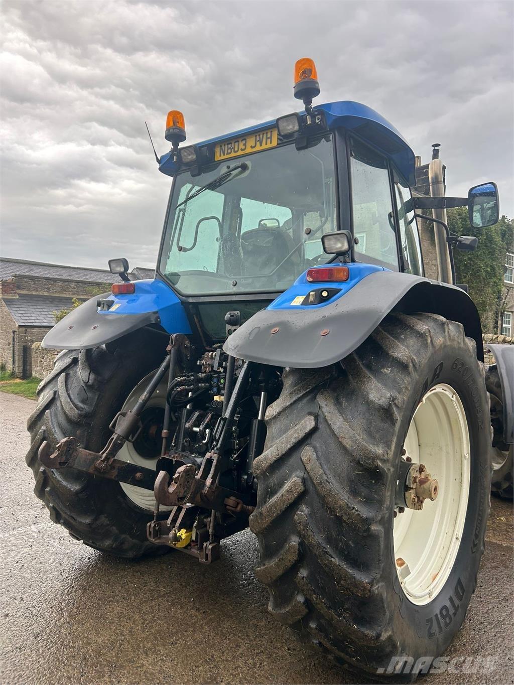 New Holland TM175 Tractoare
