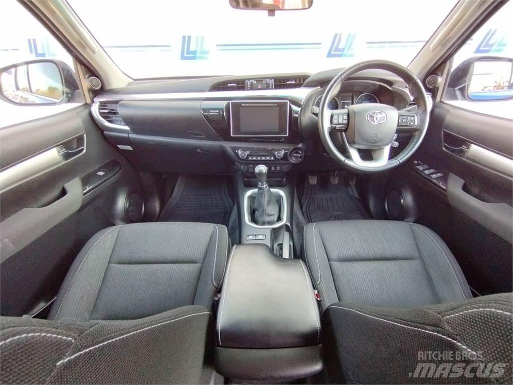 Toyota Hilux Utilaje construcții - Altele