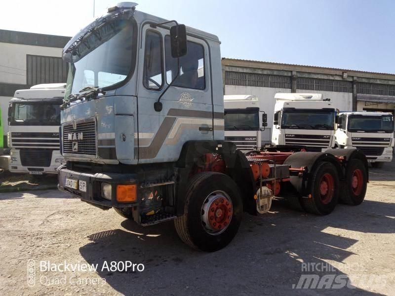 MAN 23.362 Autotractoare