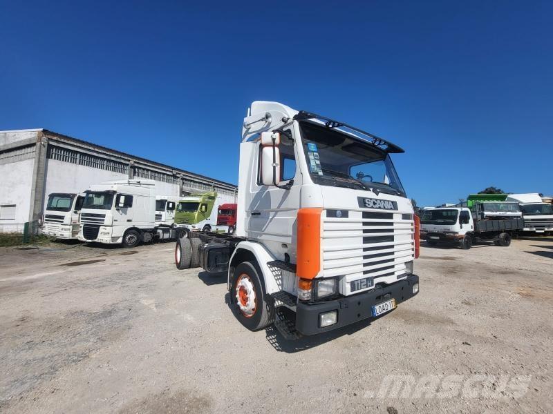 Scania 112 H Camion cabina sasiu