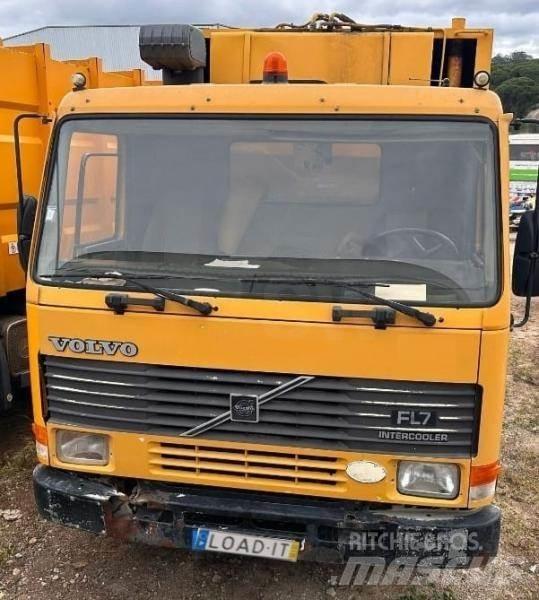Volvo FL7 Camion de deseuri
