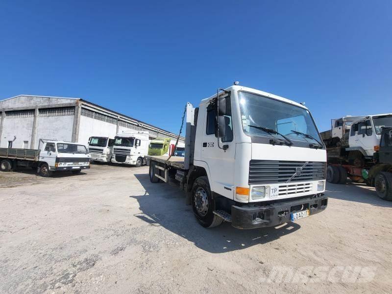 Volvo FL7 Camioane platforma/prelata