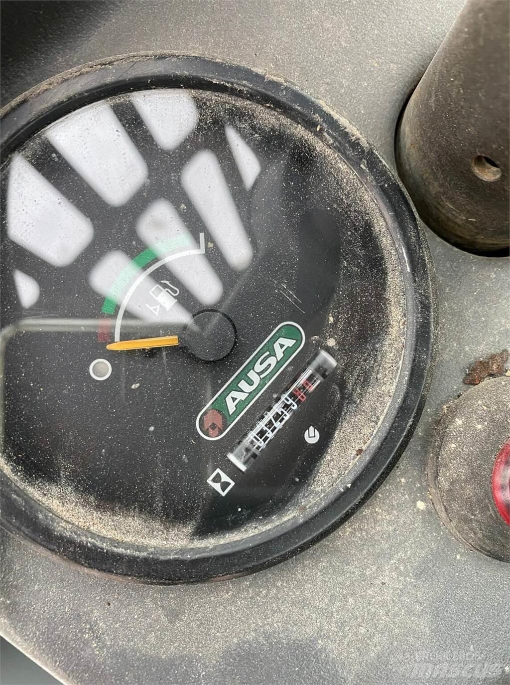 Ausa C300H Masini de teren dificil