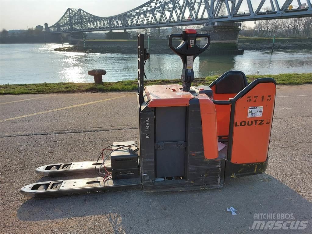 BT LPE240 Transpaleti autopropulsanti