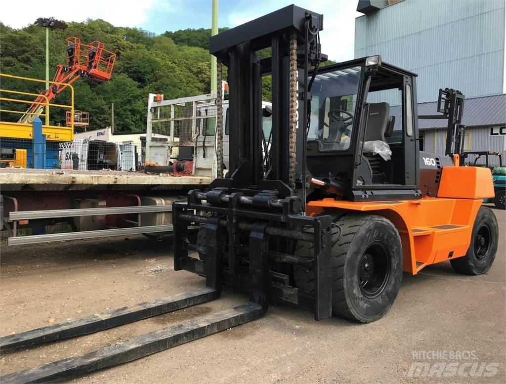 Doosan DL160 Stivuitor diesel