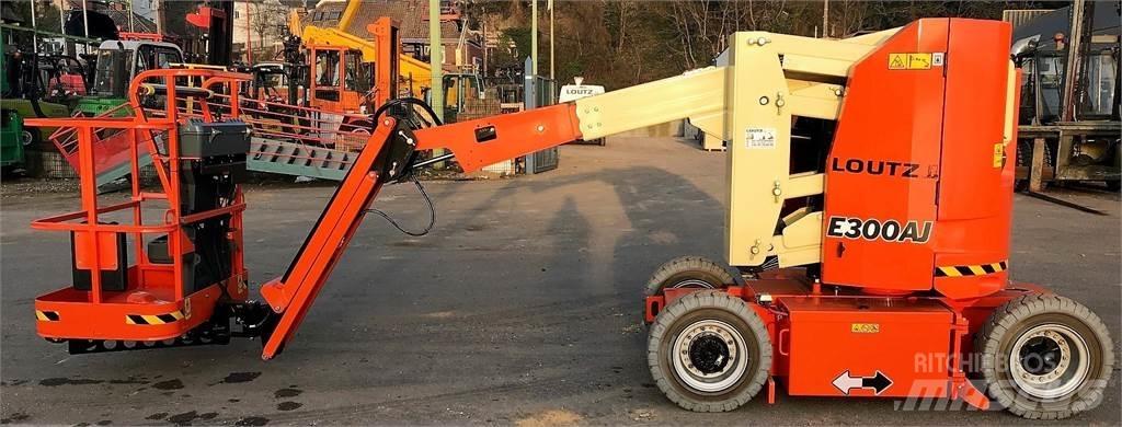 JLG E300AJ Alte ascensoare si platforme