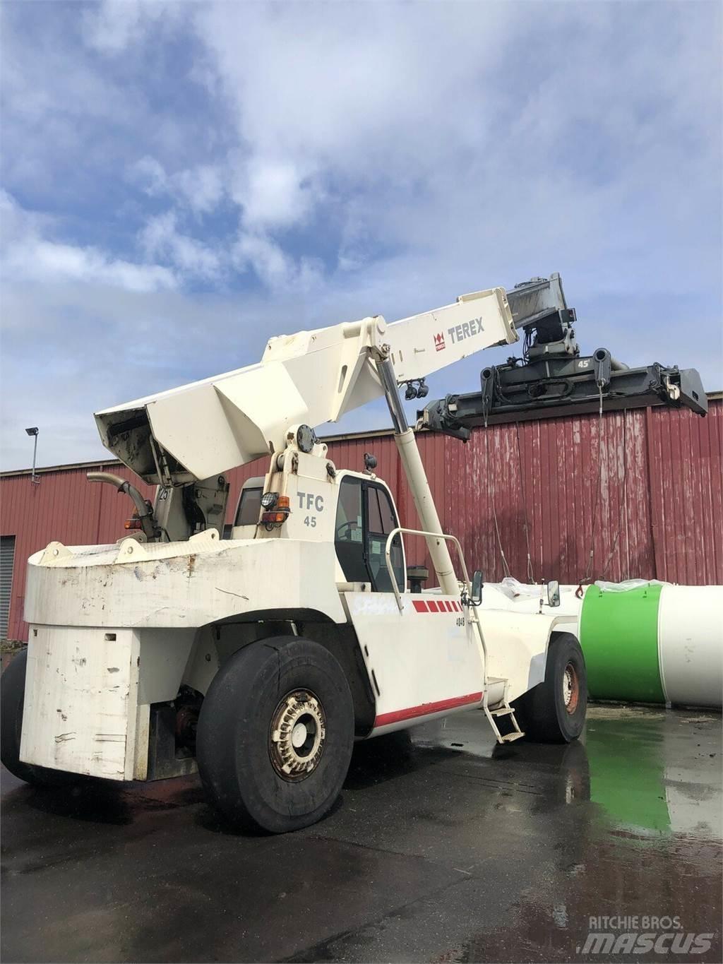 Terex TFC45 Stivuitoare Telescopice Rotative