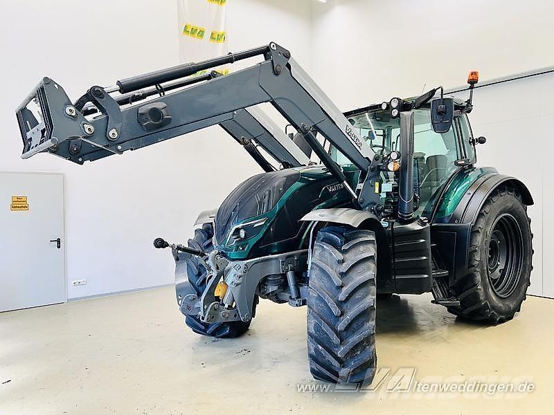 Valtra T174 Tractoare