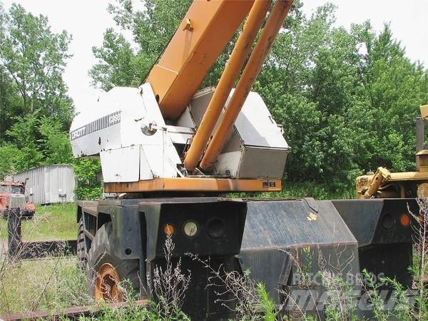 Drott 2500 Macara pentru orice teren