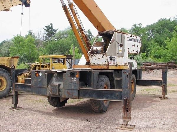Drott 2500 Macara pentru orice teren