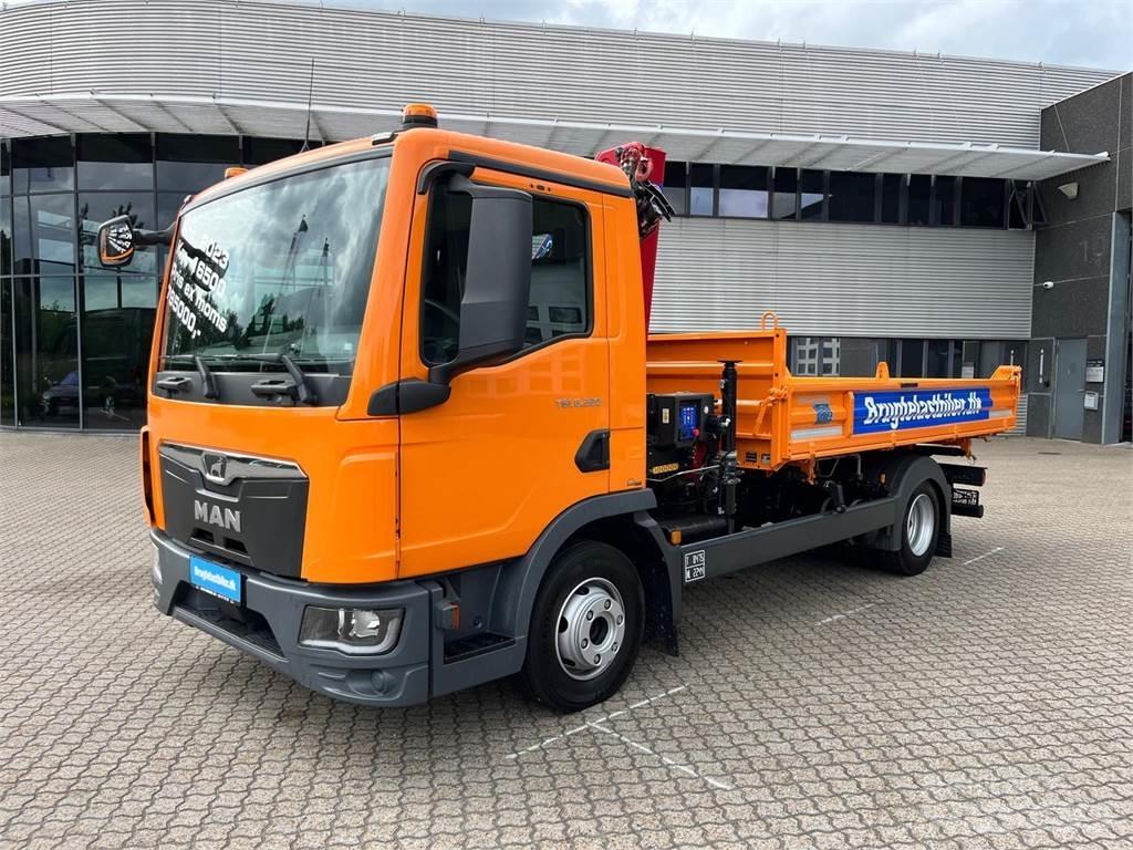 MAN TGL 8.220 Camioane cu macara