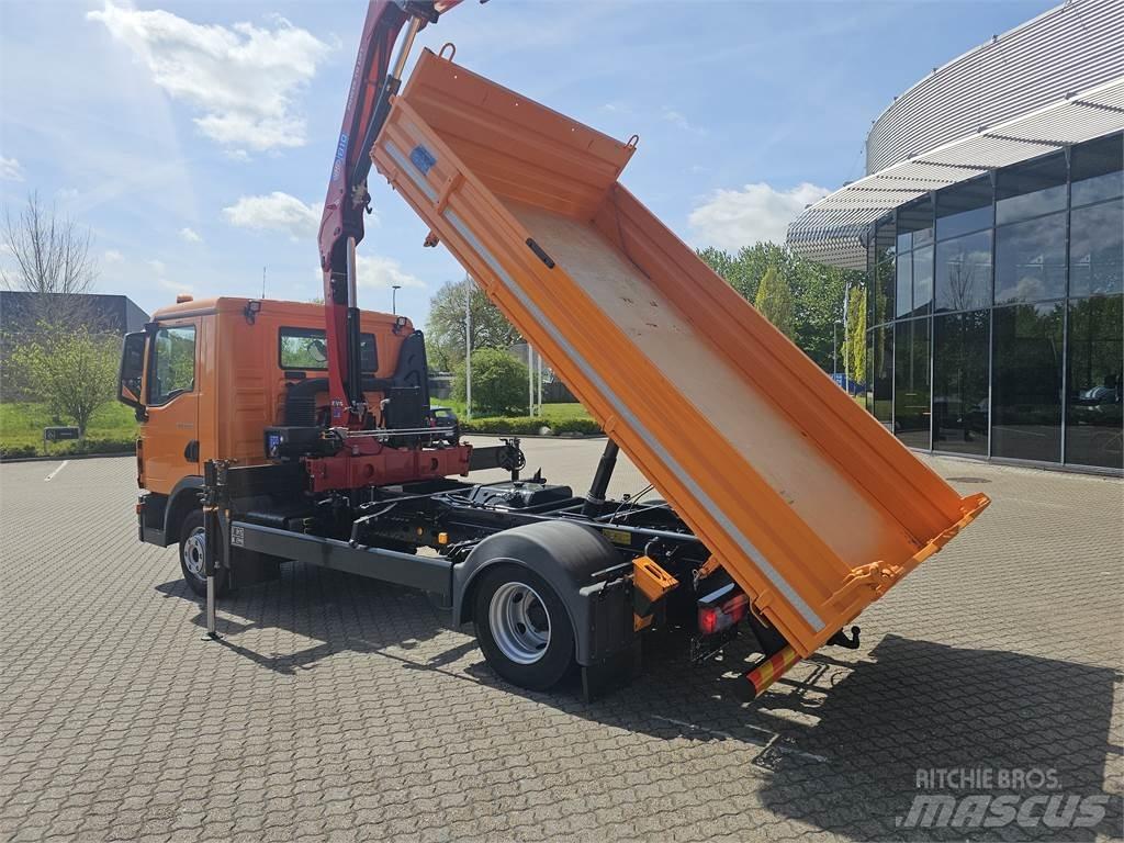 MAN TGL 8.220 Camioane cu macara