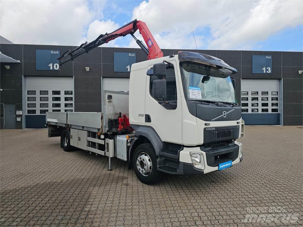 Volvo FL250 Camioane cu macara