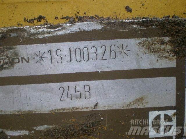 CAT 245B Excavatoare pe șenile
