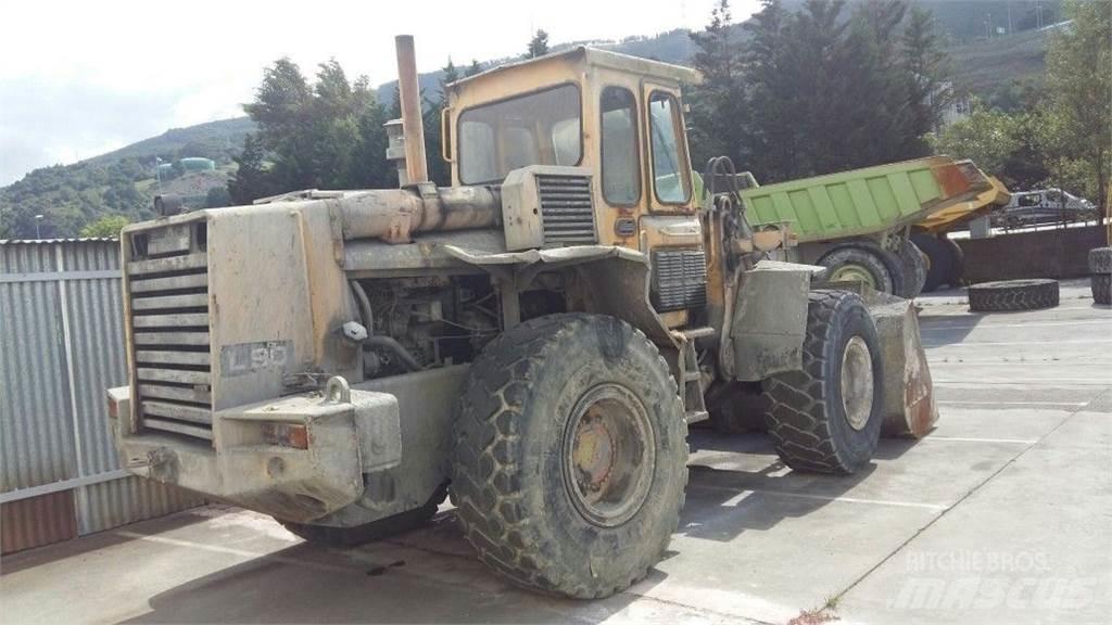 Volvo L90 Incarcator pe pneuri