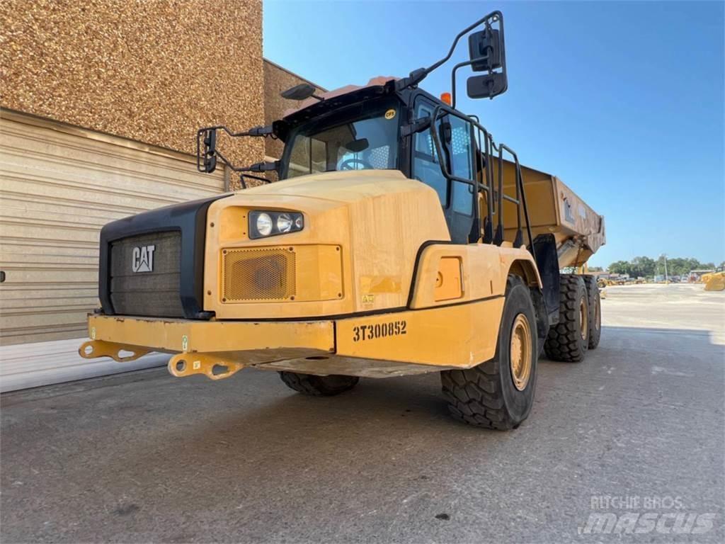 CAT 730 Transportoare articulate