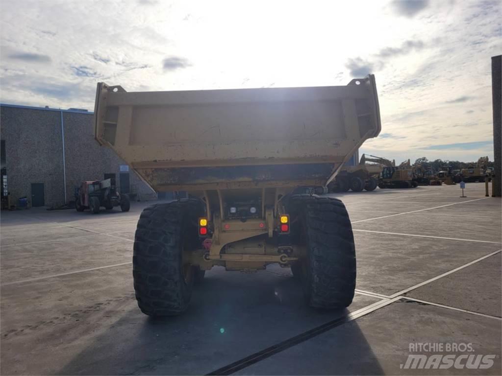 CAT 730 Transportoare articulate