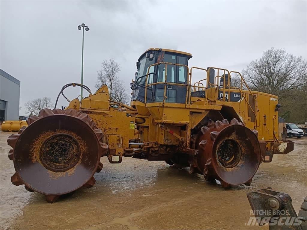 CAT 836H Utilaje construcții - Altele
