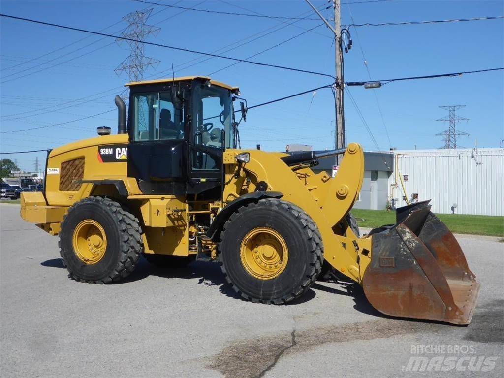 CAT 938M Incarcator pe pneuri