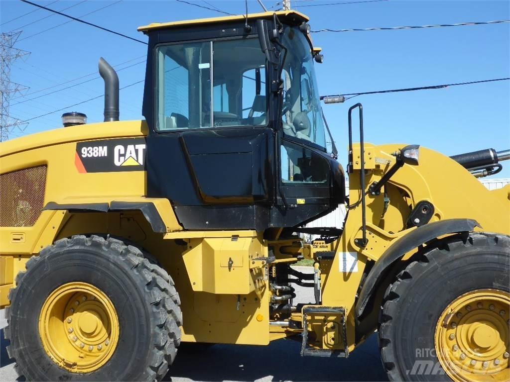 CAT 938M Incarcator pe pneuri