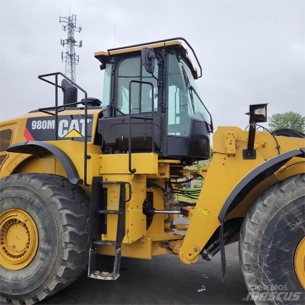 CAT 980M Incarcator pe pneuri