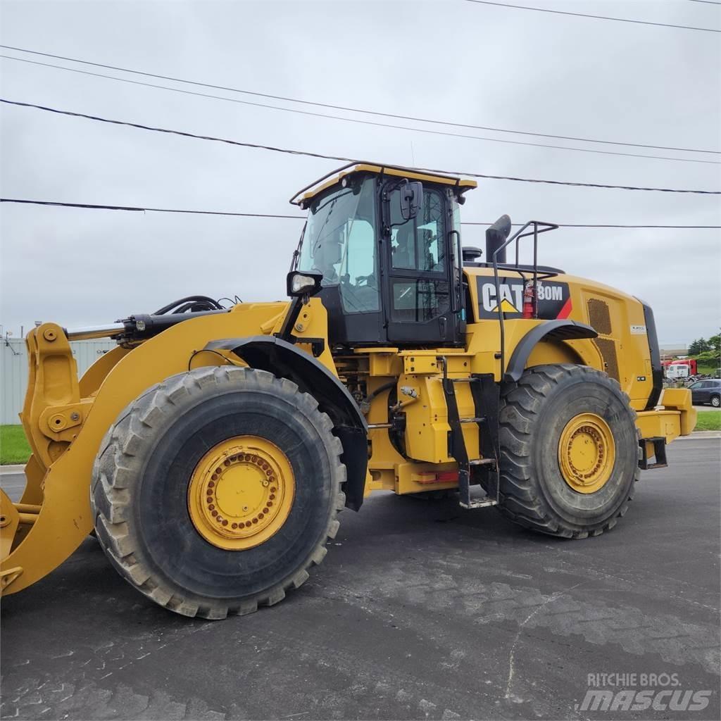 CAT 980M Incarcator pe pneuri