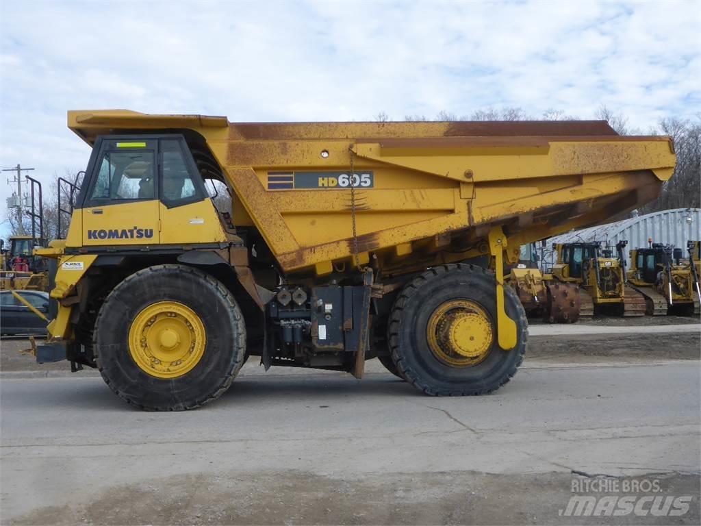 Komatsu HD605-7 Camioane cu basculante rigide