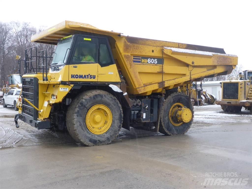Komatsu HD605-7 Camioane cu basculante rigide