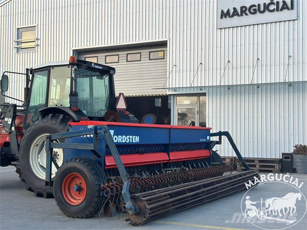 Nordsten CLF 400, 4 m. Utilaje agricole - Altele