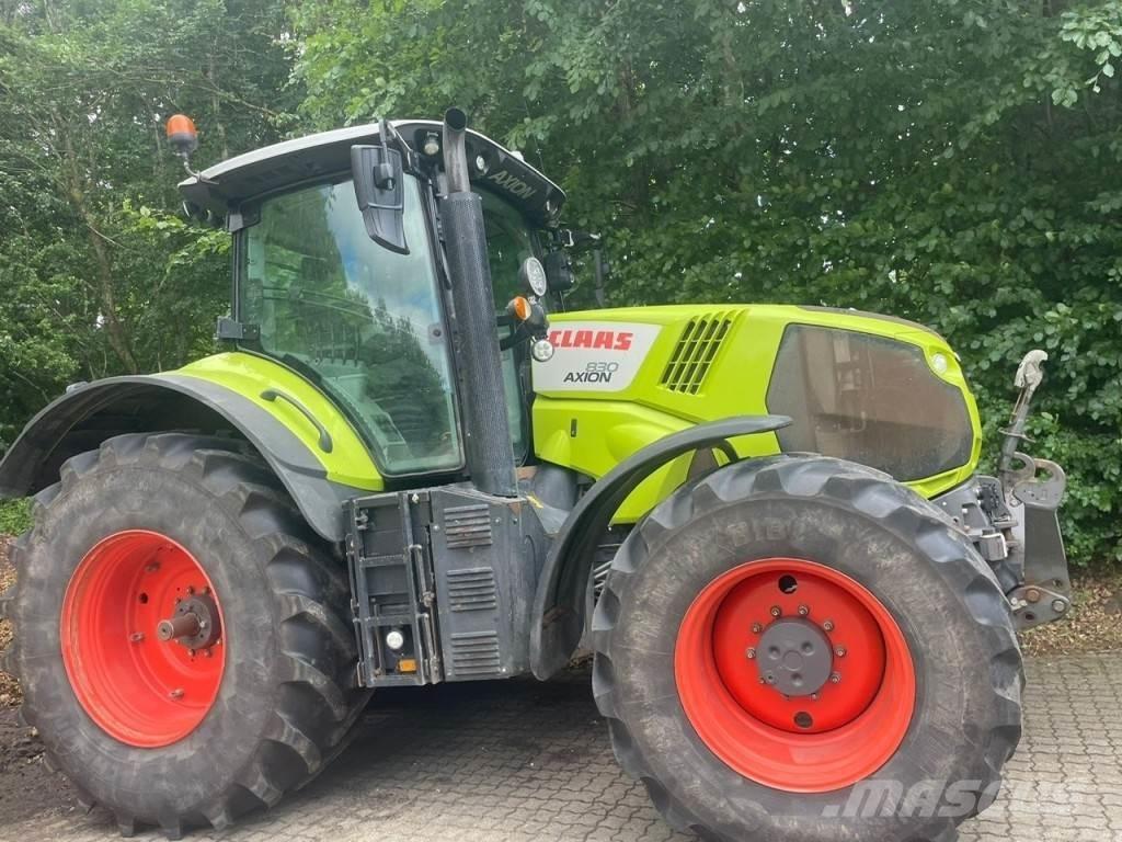 CLAAS AXION 830 Tractoare