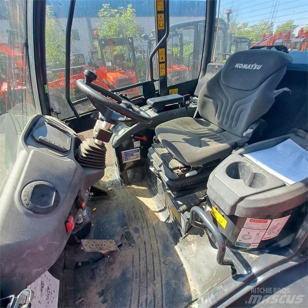 Komatsu WA70M Mini incarcatoare