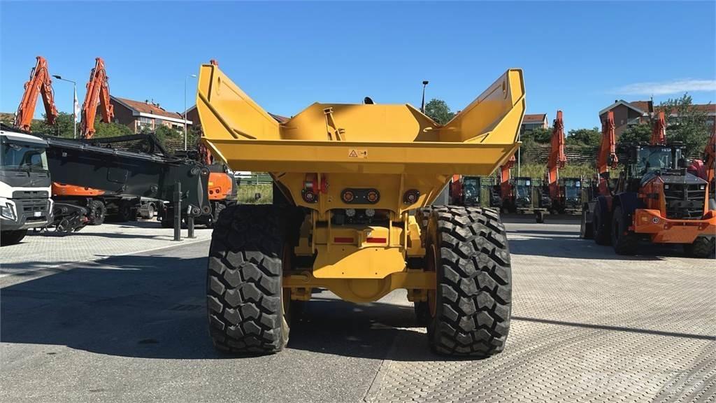 Bell B30E 6X6 Minitractor de teren