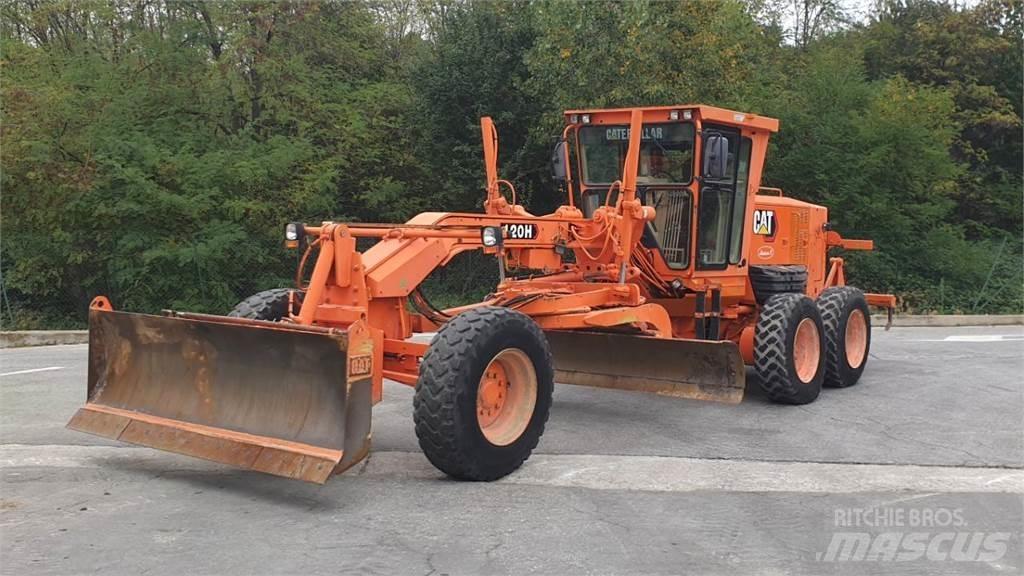 CAT 120H Buldozere pe senile