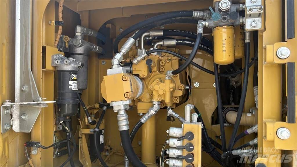 CAT 323 FLN Excavatoare pe șenile
