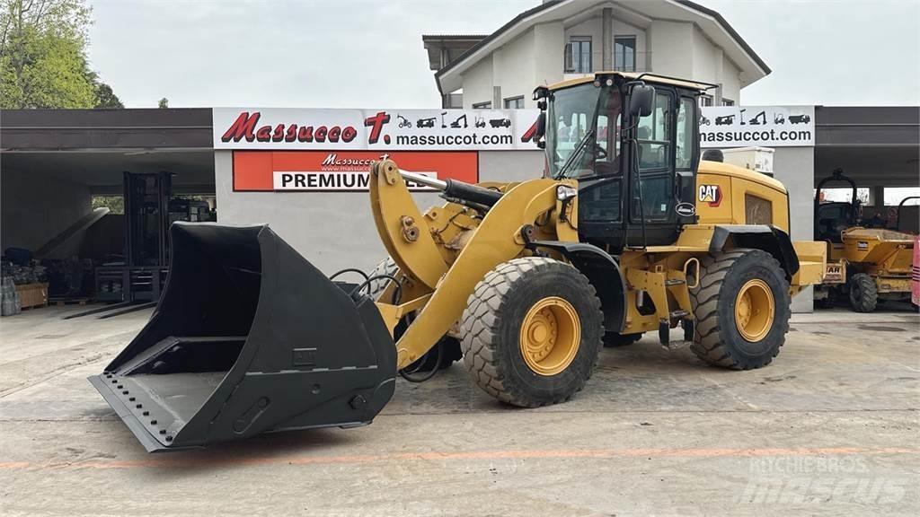 CAT 938K Incarcator pe pneuri