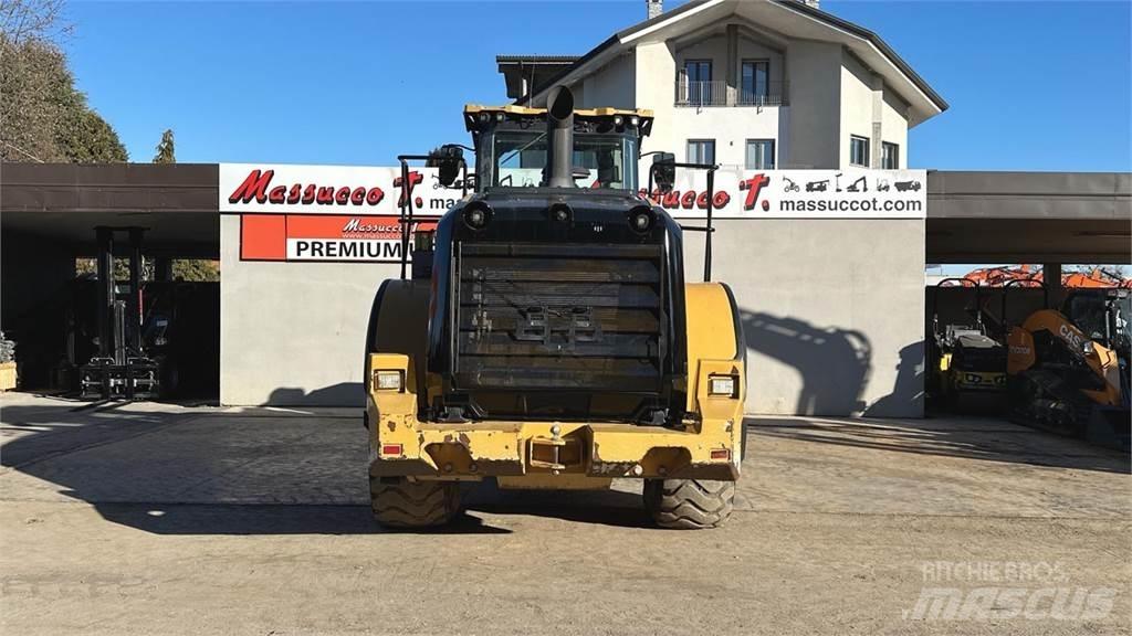CAT 950M Incarcator pe pneuri