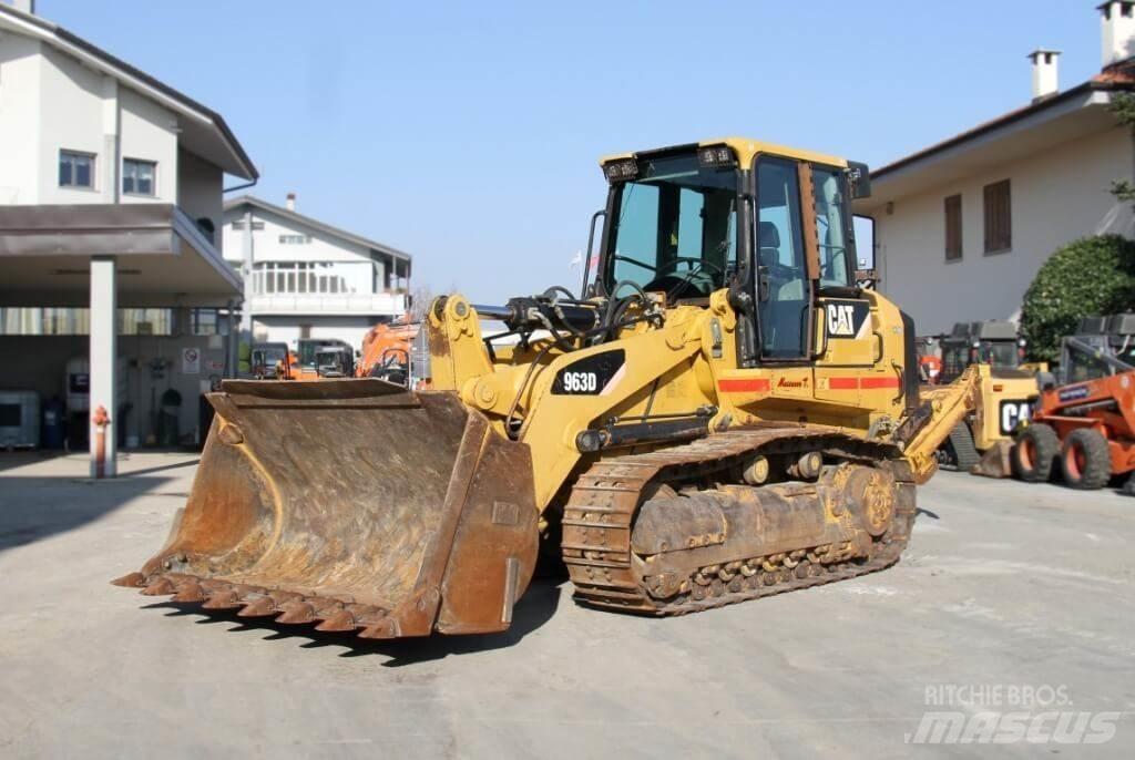 CAT 963D Incarcator pe pneuri