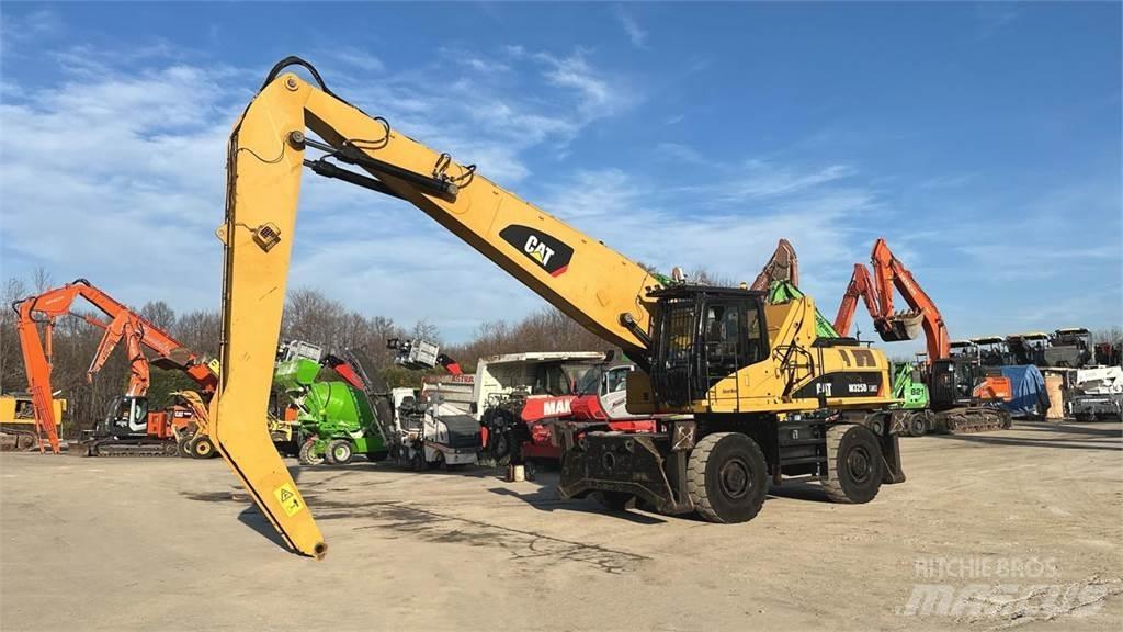 CAT M325D 4X4 Excavatoare cu roti