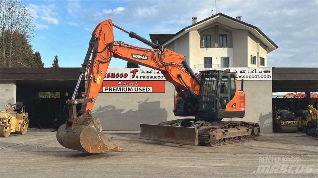 Doosan DX235LCR-5 Excavatoare pe șenile
