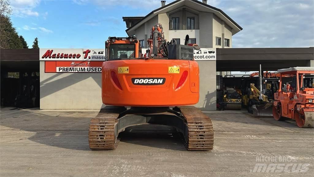 Doosan DX235LCR-5 Excavatoare pe șenile
