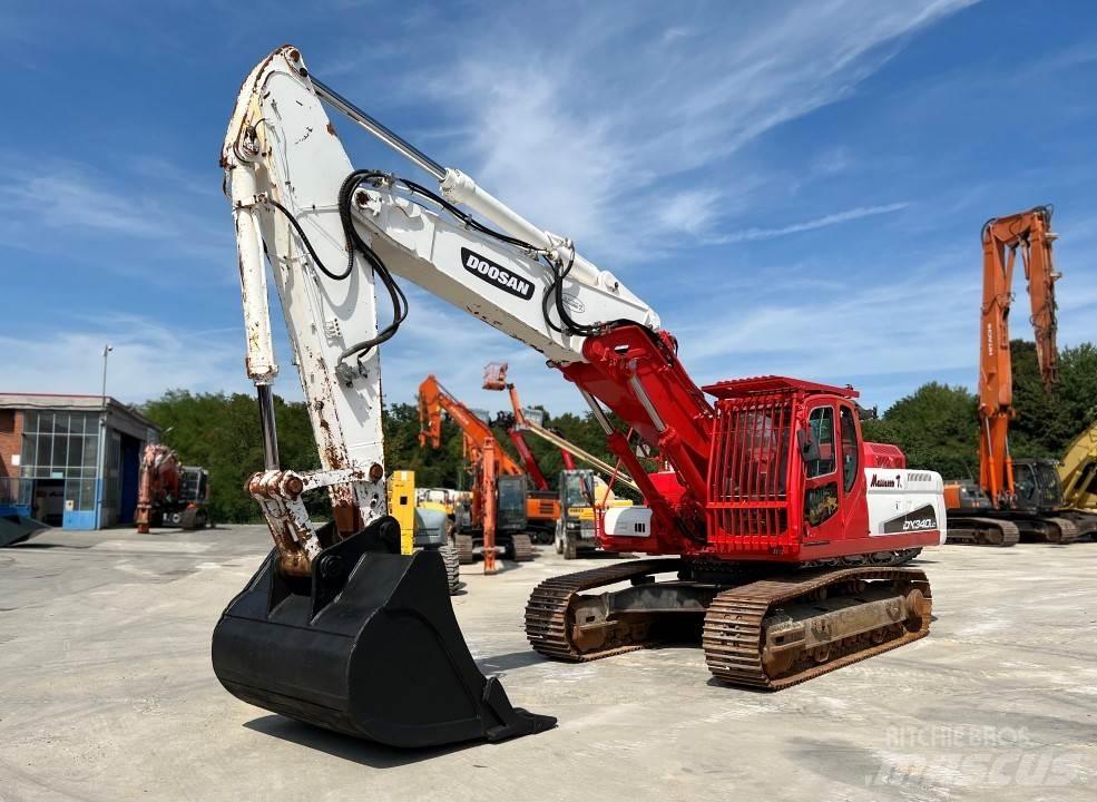 Doosan DX340 LC Excavatoare pe șenile
