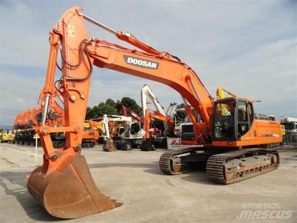 Doosan DX340LC Excavatoare pe șenile
