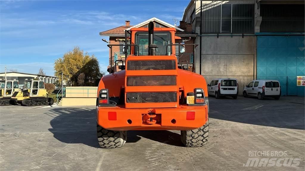 Fiat-Hitachi W190 Incarcator pe pneuri