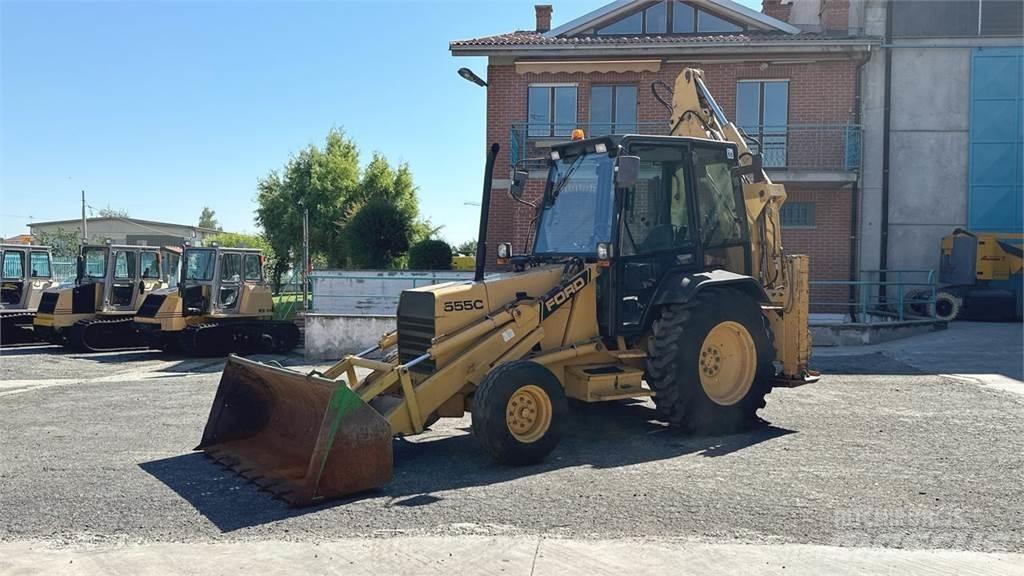 Ford 555C 4X2 Buldoexcavatoare