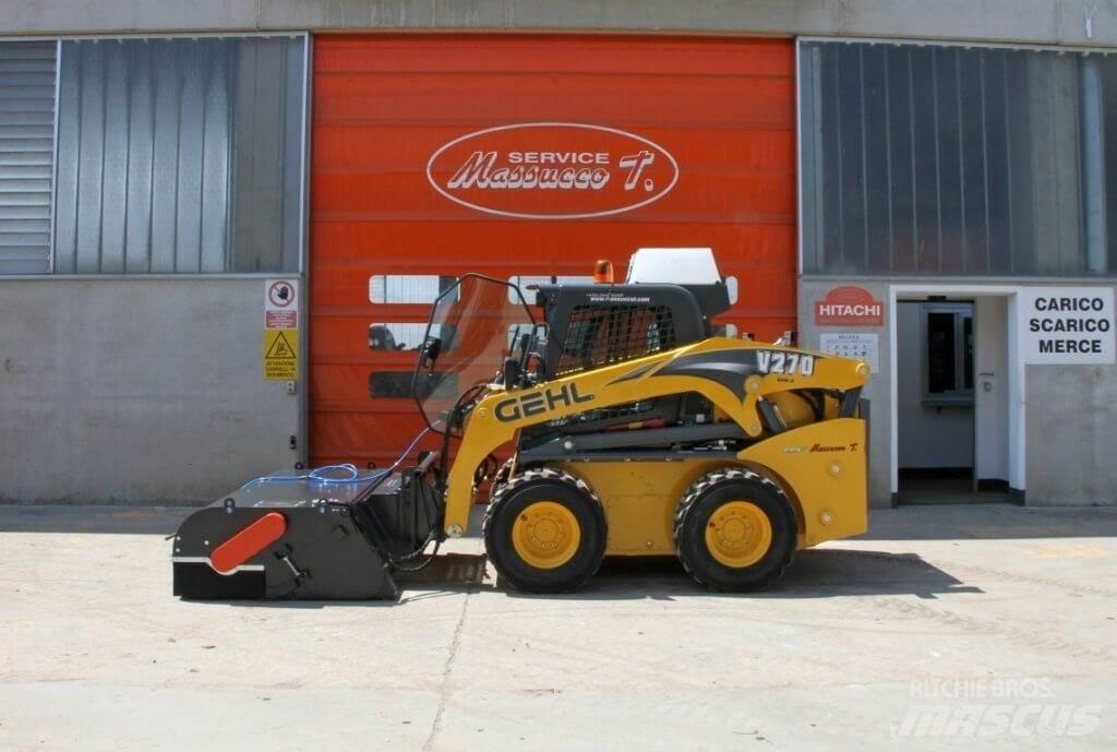 Gehl V270 Mini incarcator
