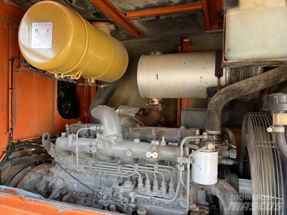 Hitachi LX170E Incarcator pe pneuri