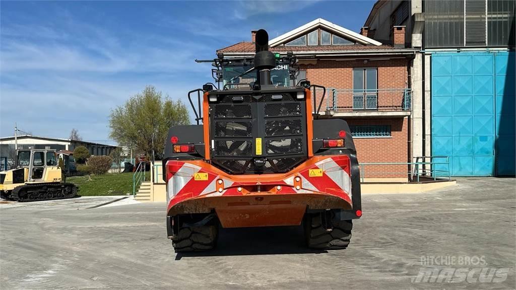 Hitachi ZW310-7 Incarcator pe pneuri