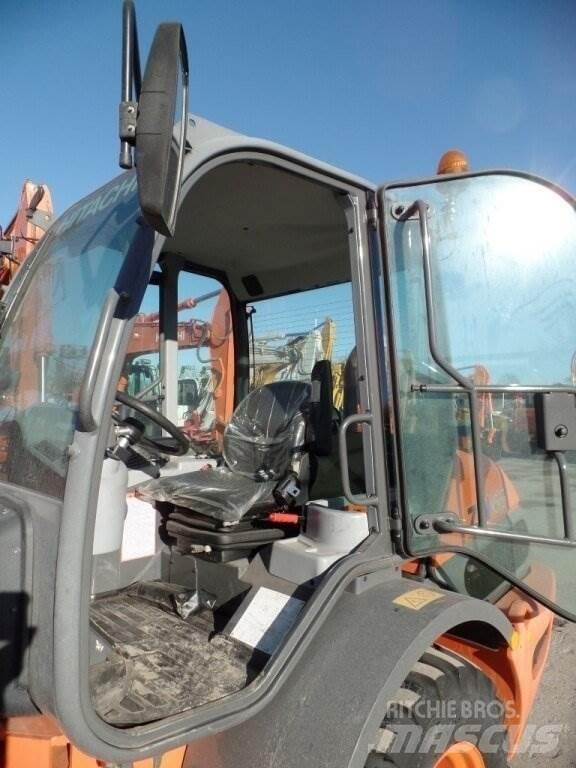Hitachi ZW65 Incarcator pe pneuri