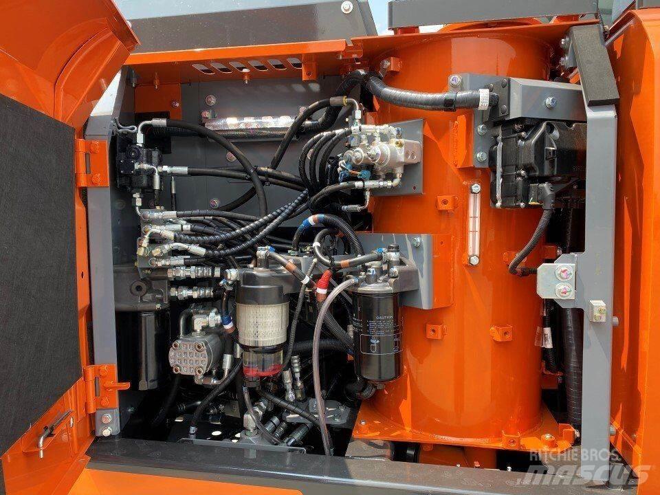 Hitachi ZX130-6 Excavatoare