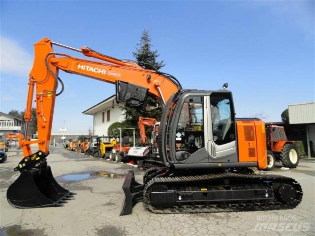 Hitachi ZX135 US-6 Excavatoare
